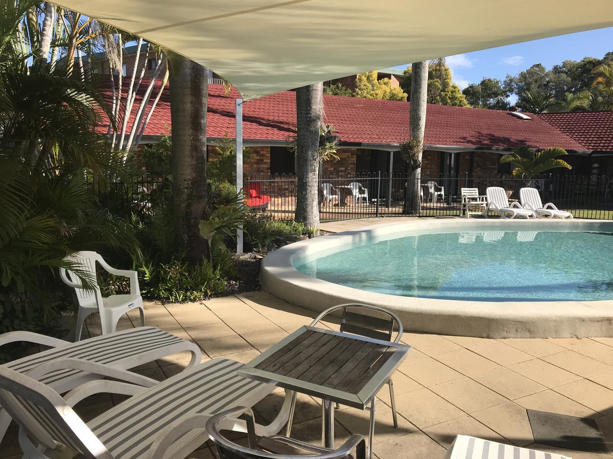 Hervey Bay Colonial Lodge Torquay Экстерьер фото